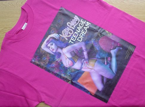 ケイティ Tシャツ