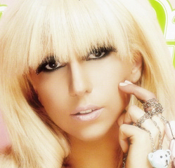 LADY GAGA ʐ^