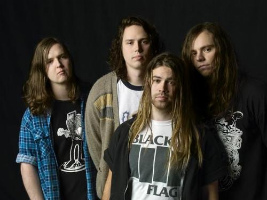 VIOLENT SOHO Pic