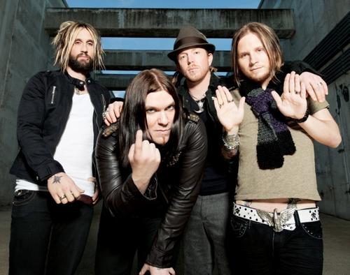 Shinedown@ʐ^